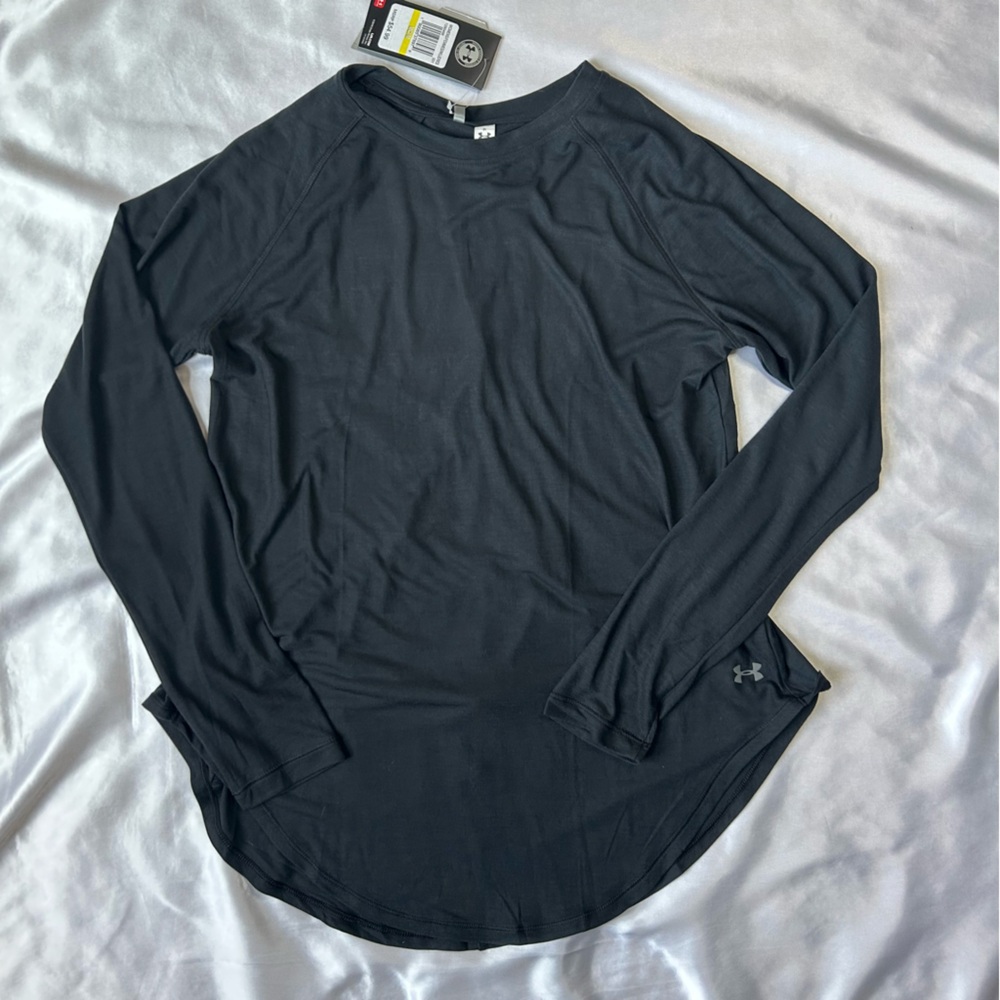 Under Armour Top